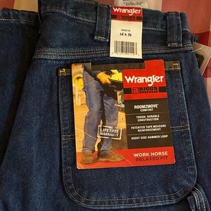 Wrangler Men's Dark Blue Relaxed Jeans